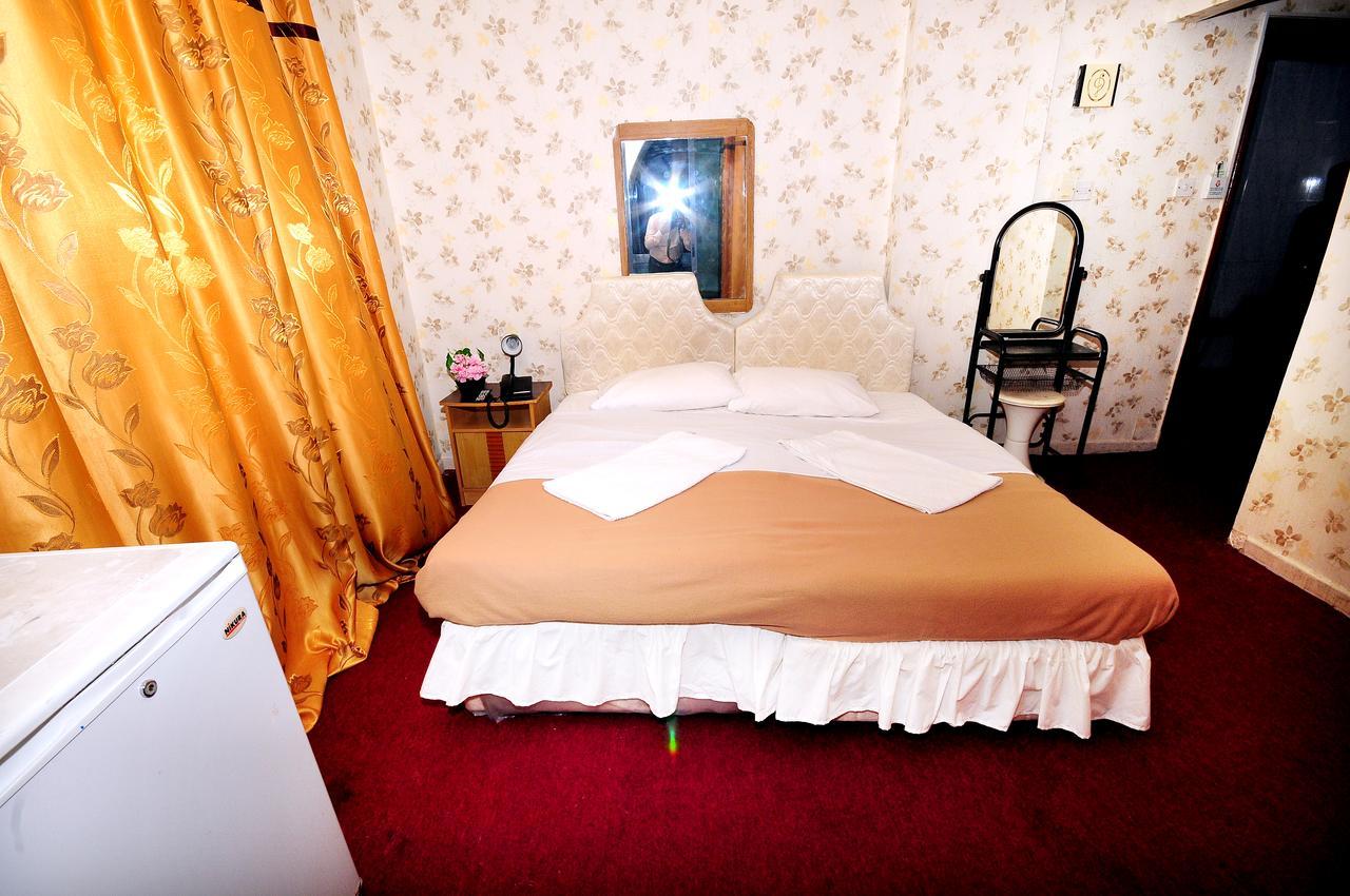 Al Qaid Hotel Дубай Экстерьер фото